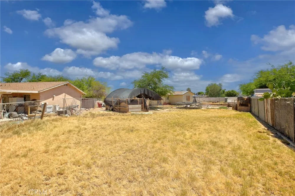 562 Sundance Ln Westmorland, CA 92281