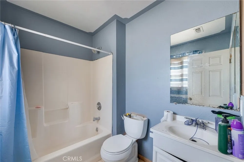 562 Sundance Ln Westmorland, CA 92281
