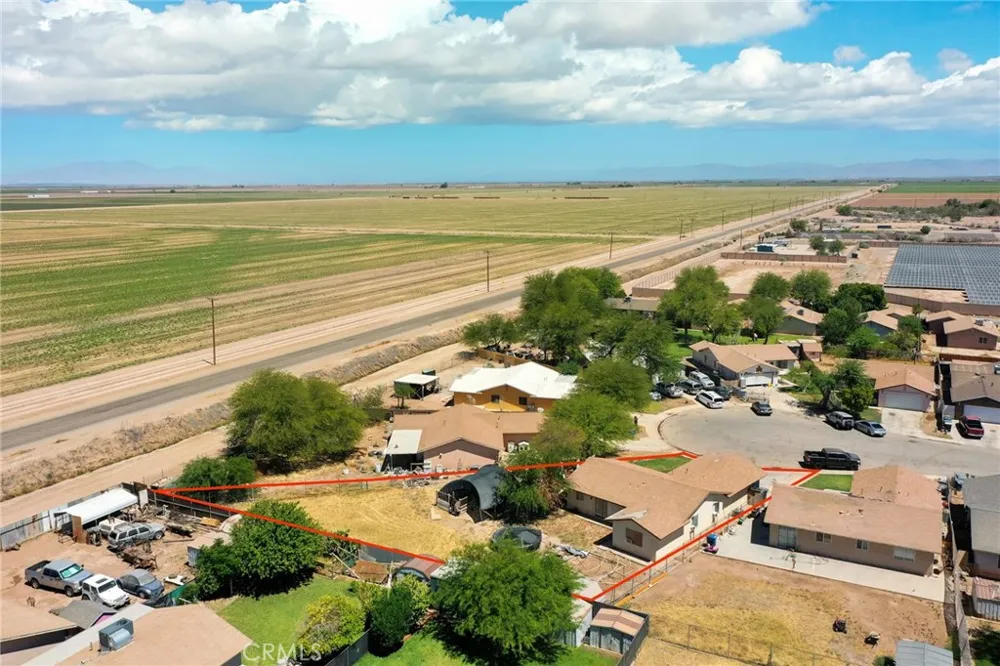 562 Sundance Ln Westmorland, CA 92281