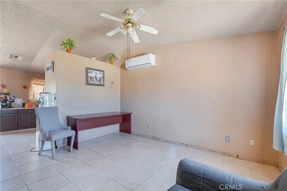562 Sundance Ln Westmorland, CA 92281