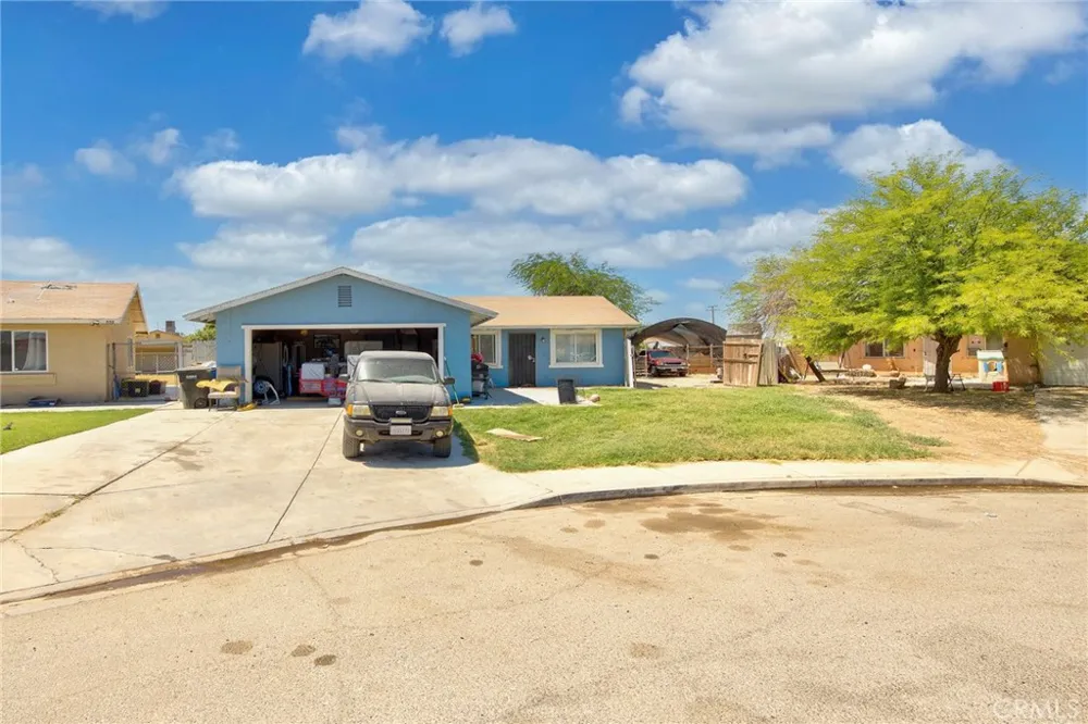 562 Sundance Ln Westmorland, CA 92281