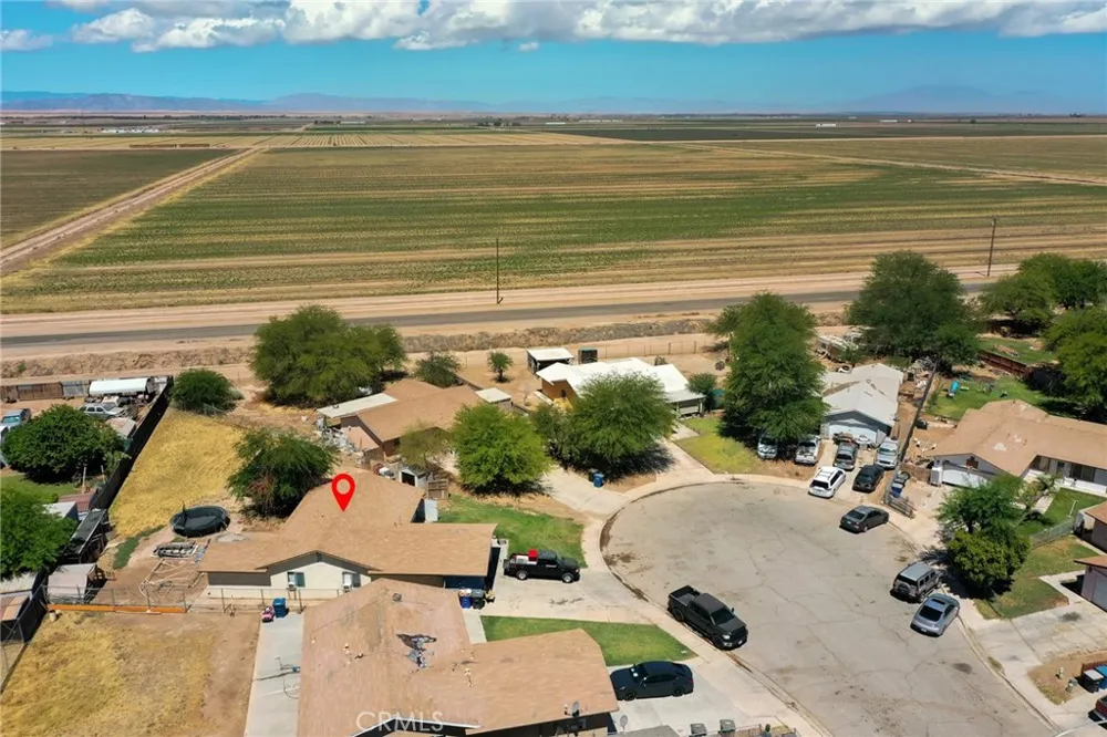 562 Sundance Ln Westmorland, CA 92281