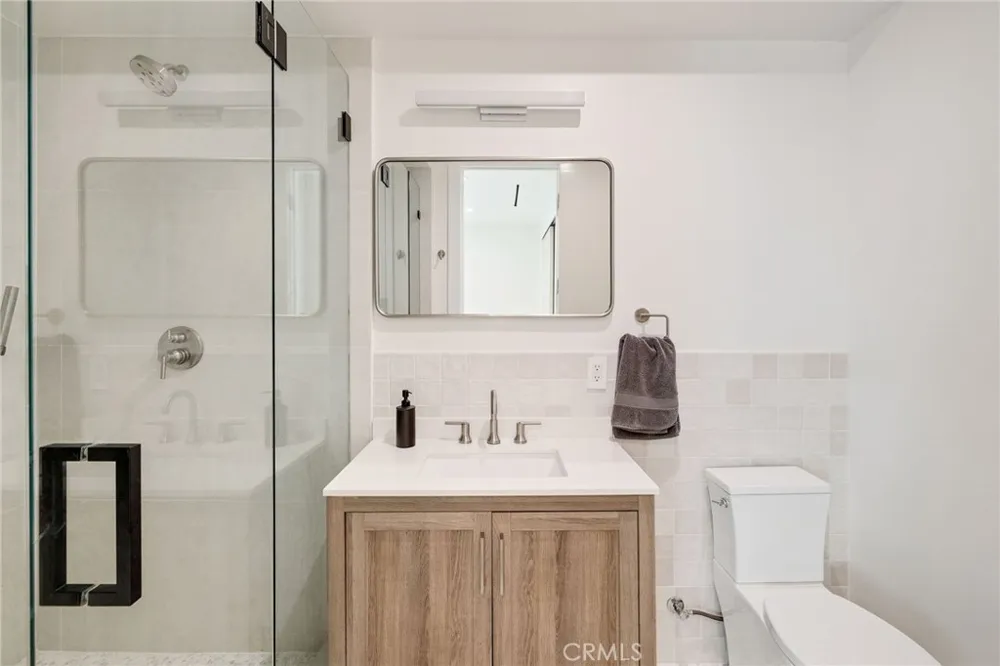 622 1st Place Hermosa Beach, CA 90254