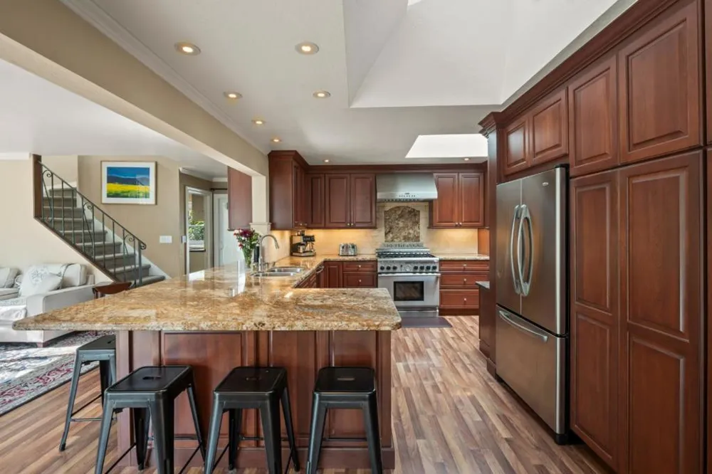 2725 Belmont Canyon Road Belmont, CA 94002
