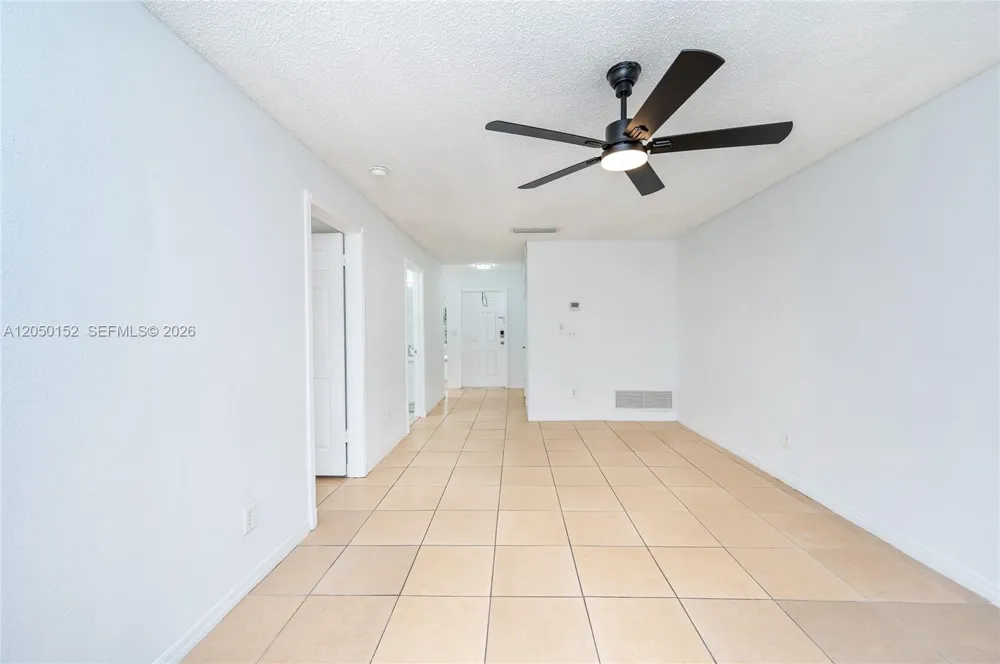 3877 NW 122nd Ter #1-L Sunrise, FL 33323