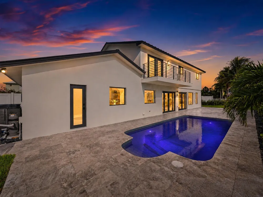 3711 NE 27th Avenue Lighthouse Point, FL 33064