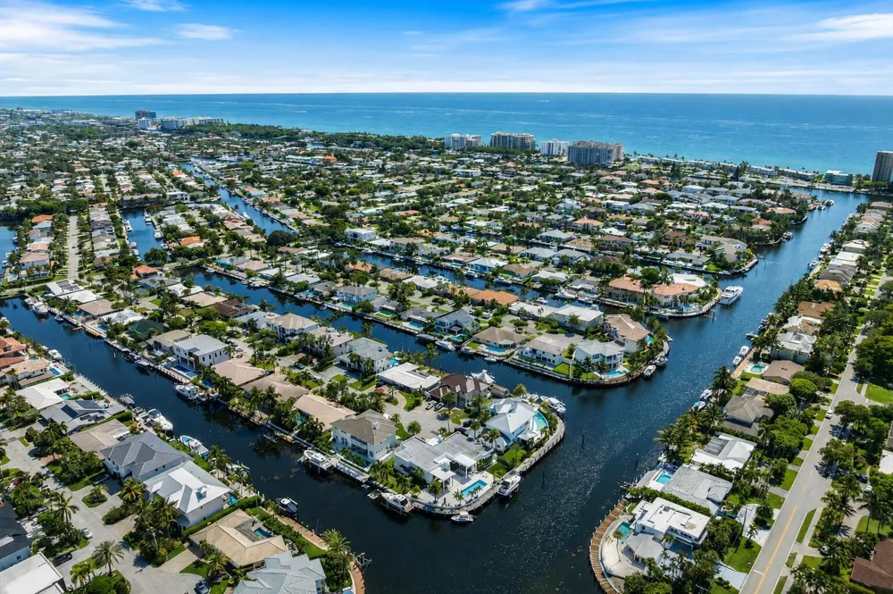 3711 NE 27th Avenue Lighthouse Point, FL 33064
