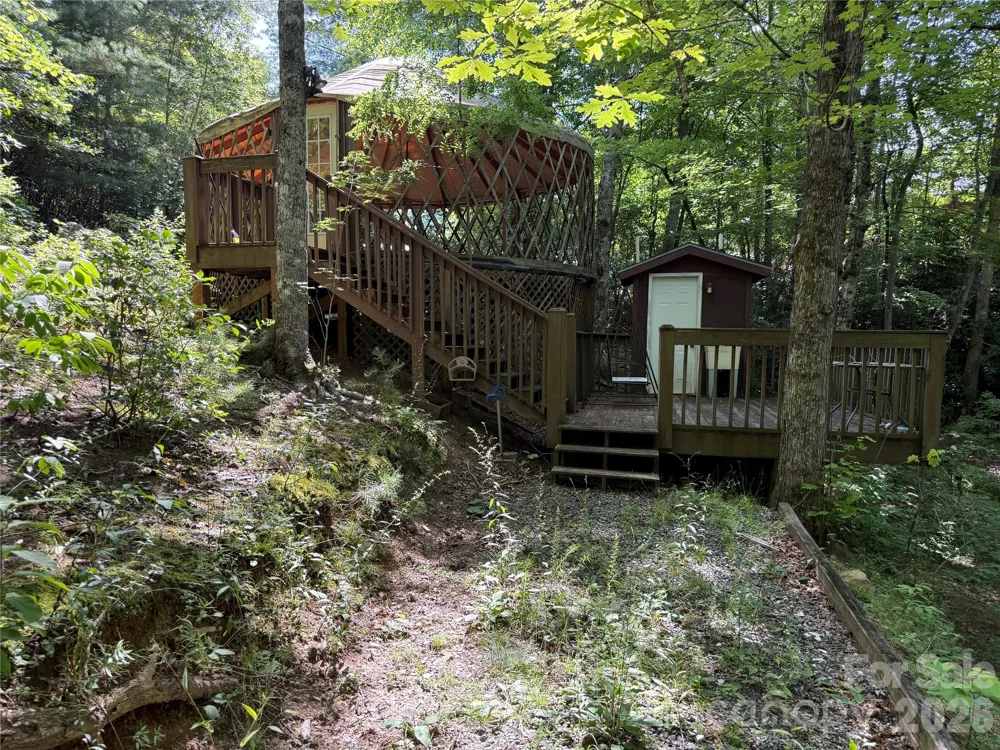 52 Starshine Ridge Whittier, NC 28789