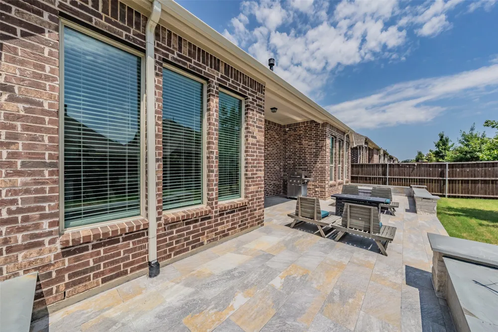 5200 Bradford Green Trail Flower Mound, TX 75028