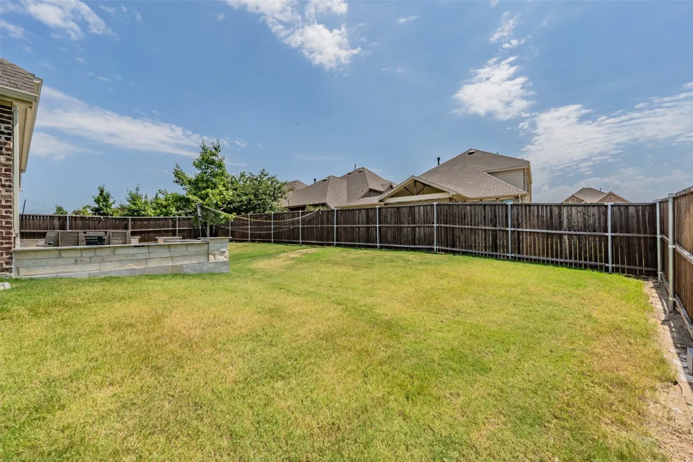 5200 Bradford Green Trail Flower Mound, TX 75028