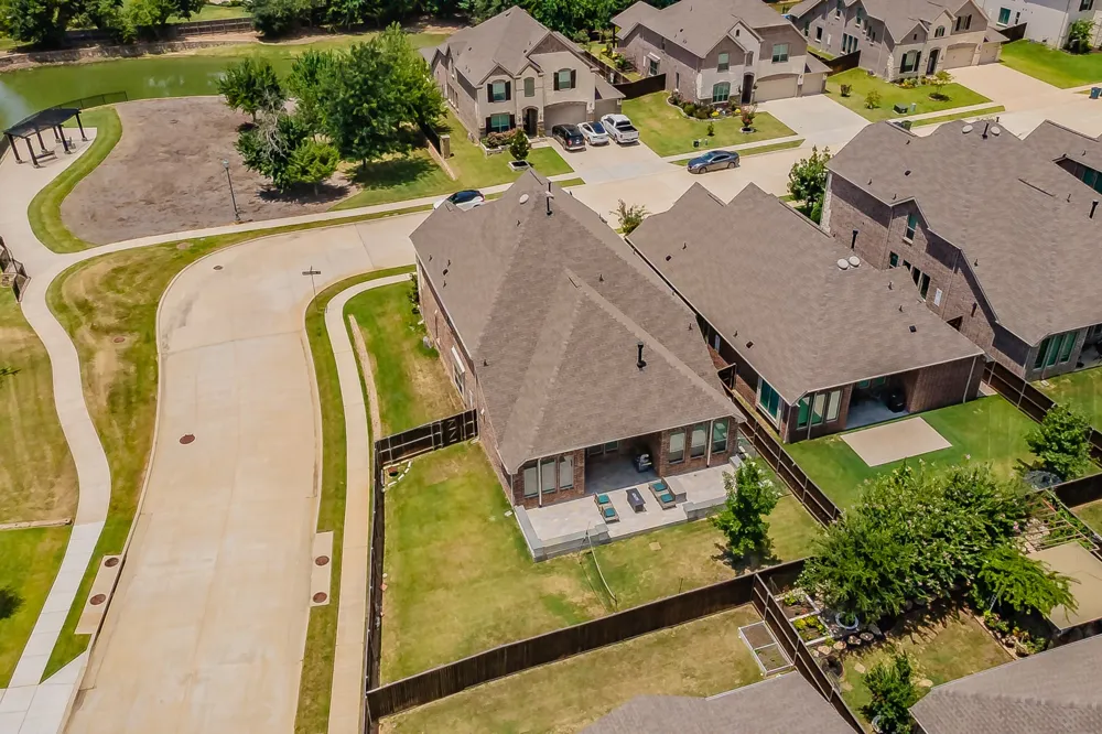 5200 Bradford Green Trail Flower Mound, TX 75028