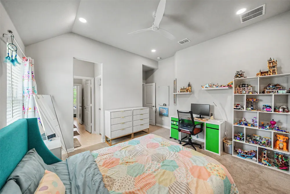 5200 Bradford Green Trail Flower Mound, TX 75028