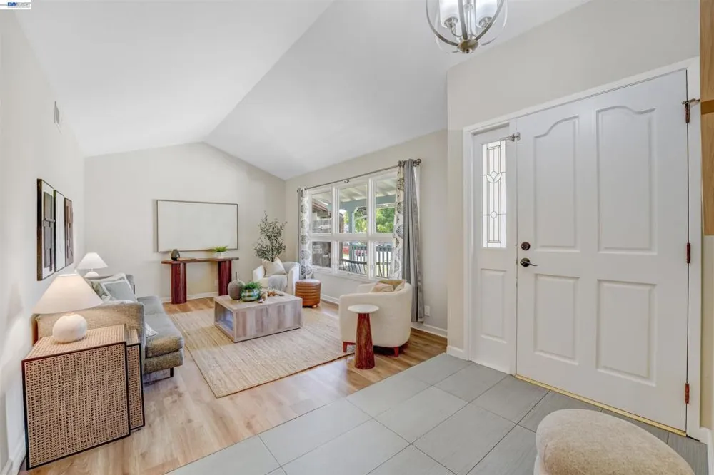 380 Springpark Cir San Jose, CA 95136