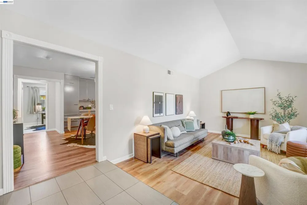380 Springpark Cir San Jose, CA 95136