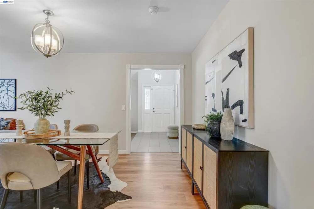 380 Springpark Cir San Jose, CA 95136