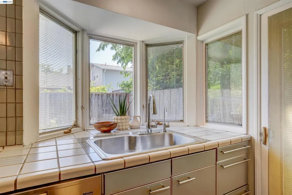 380 Springpark Cir San Jose, CA 95136