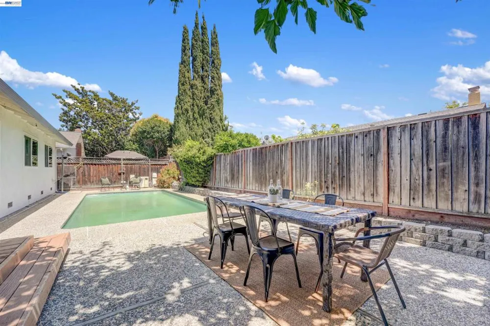 380 Springpark Cir San Jose, CA 95136