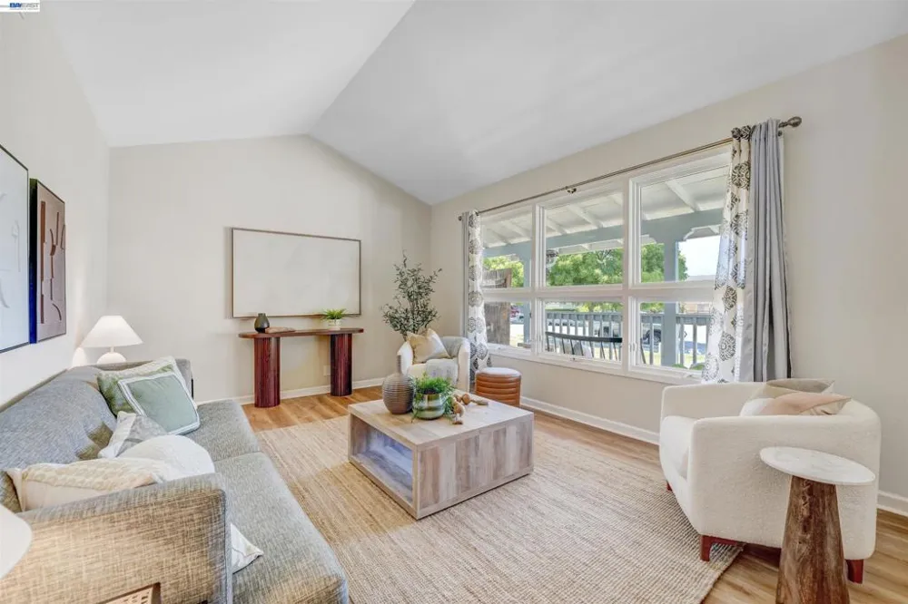 380 Springpark Cir San Jose, CA 95136