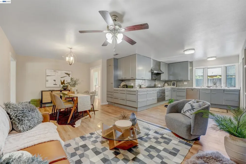380 Springpark Cir San Jose, CA 95136