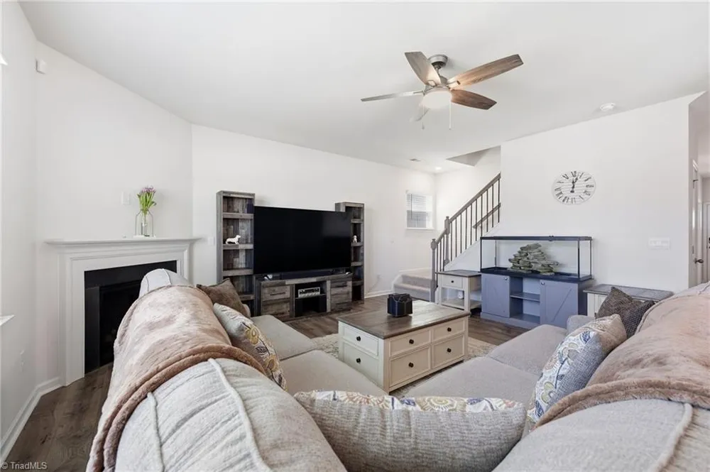 3218 Highlander Point Greensboro, NC 27405