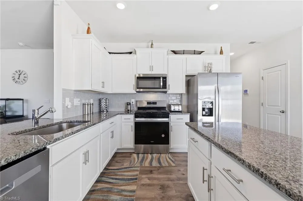 3218 Highlander Point Greensboro, NC 27405