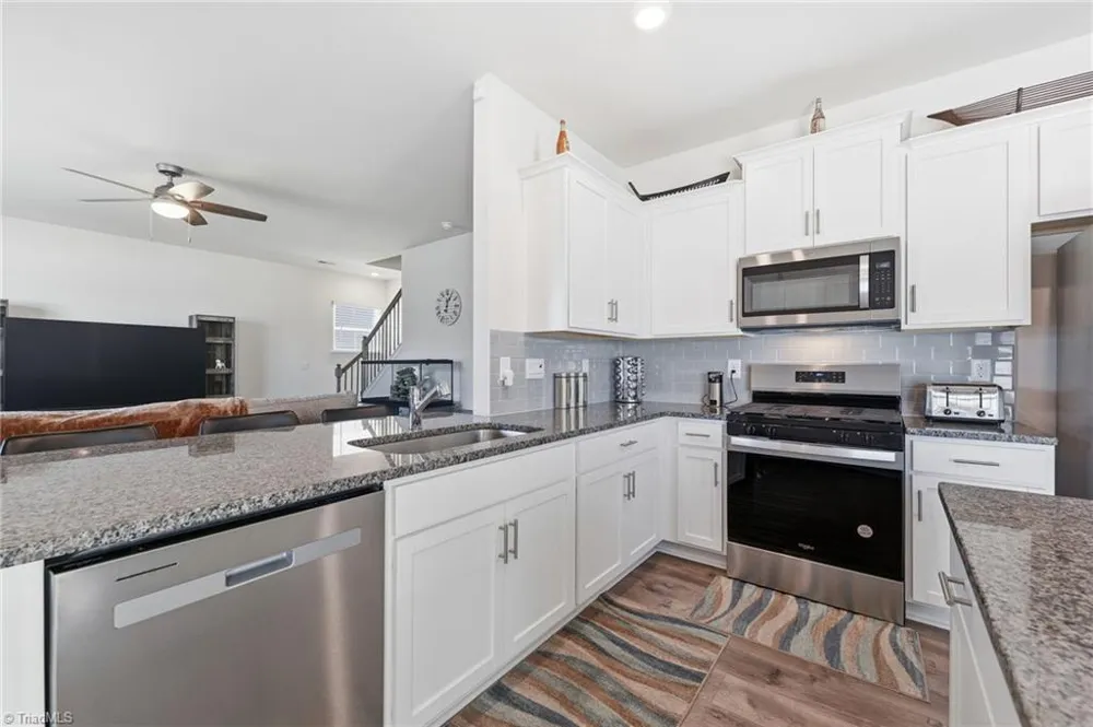 3218 Highlander Point Greensboro, NC 27405