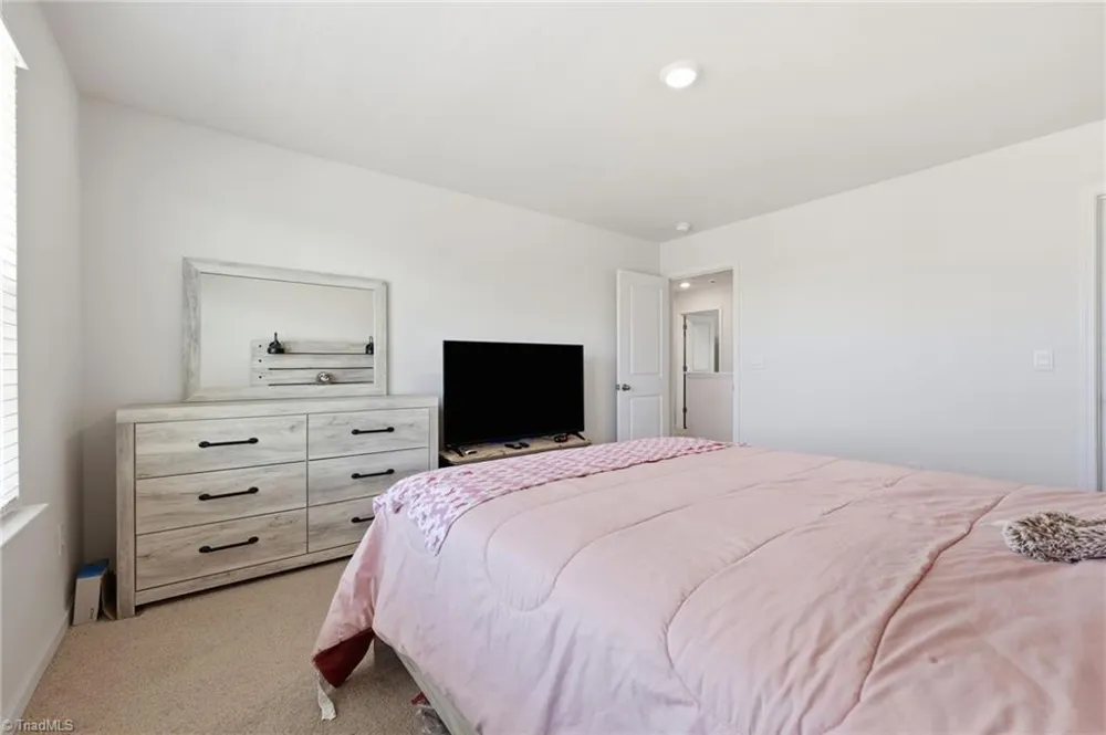 3218 Highlander Point Greensboro, NC 27405