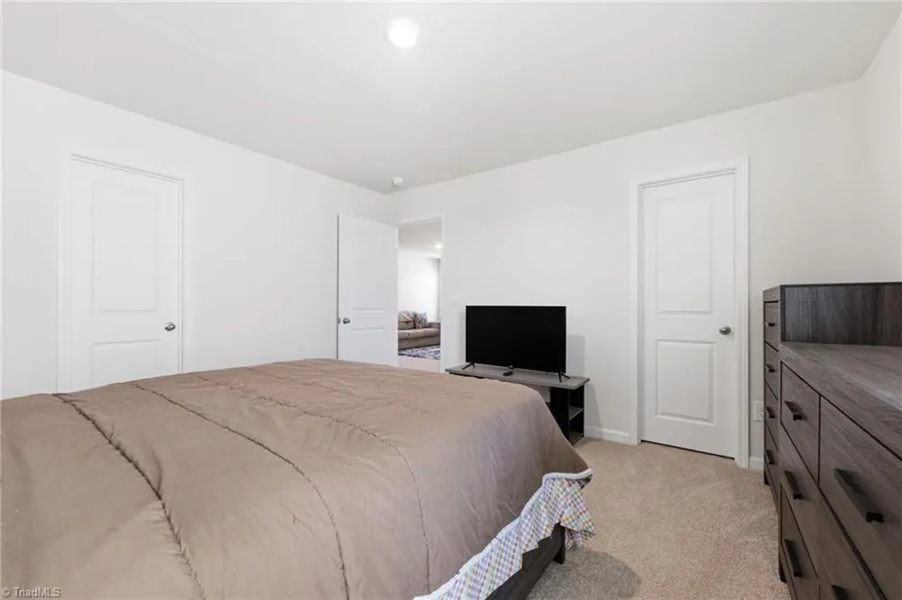 3218 Highlander Point Greensboro, NC 27405