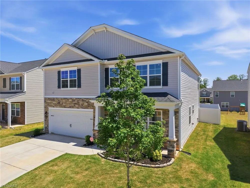 3218 Highlander Point Greensboro, NC 27405