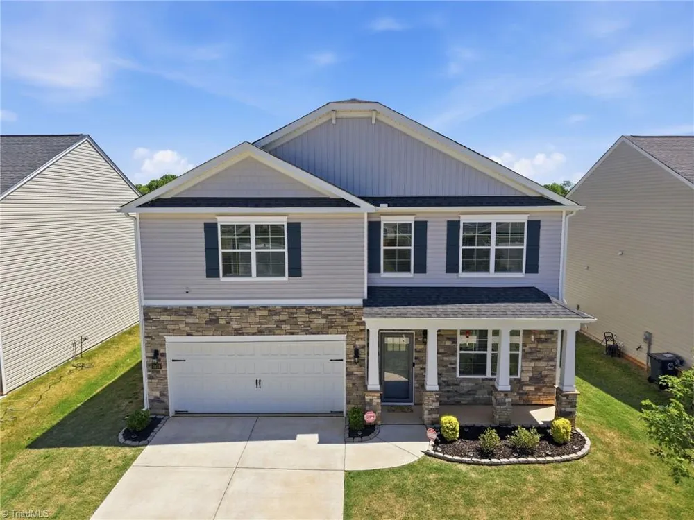 3218 Highlander Point Greensboro, NC 27405
