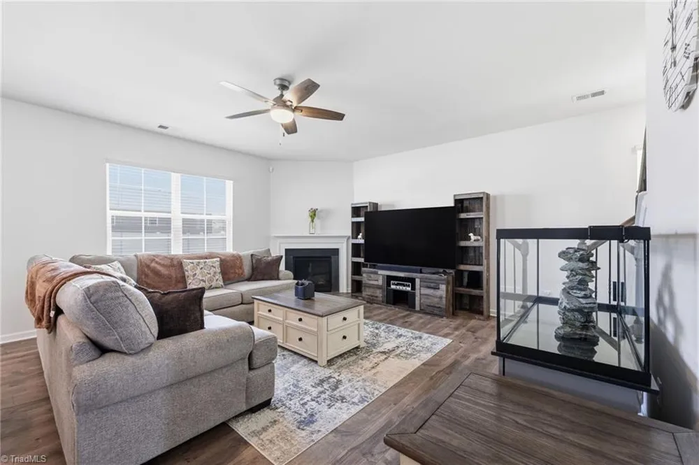 3218 Highlander Point Greensboro, NC 27405