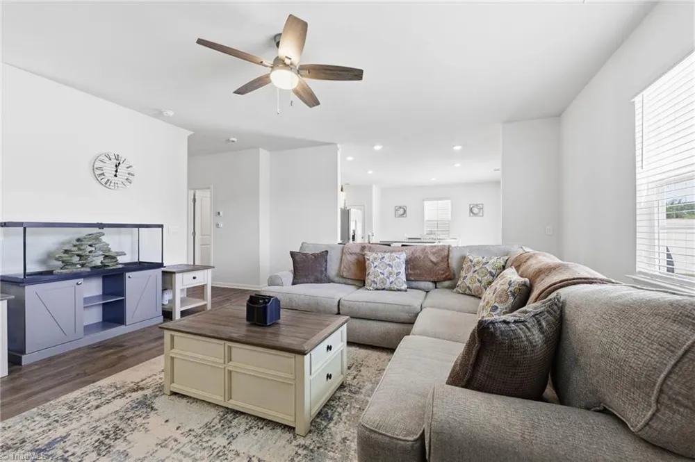 3218 Highlander Point Greensboro, NC 27405