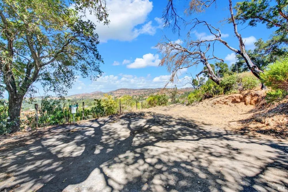 2277 Monticello Road Napa, CA 94558