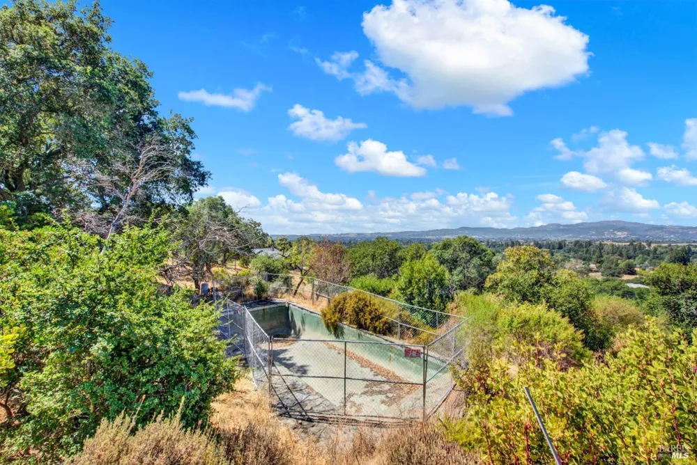 2277 Monticello Road Napa, CA 94558