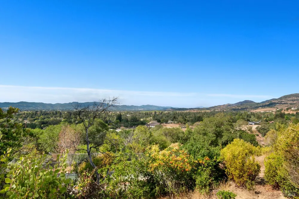 2277 Monticello Road Napa, CA 94558