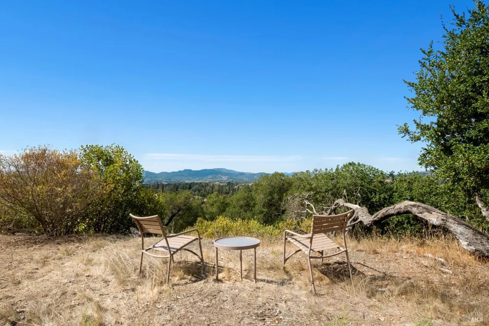 2277 Monticello Road Napa, CA 94558