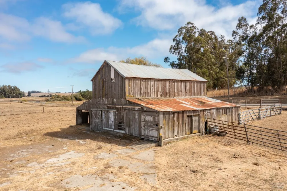 530 Tomales Road Petaluma, CA 94952