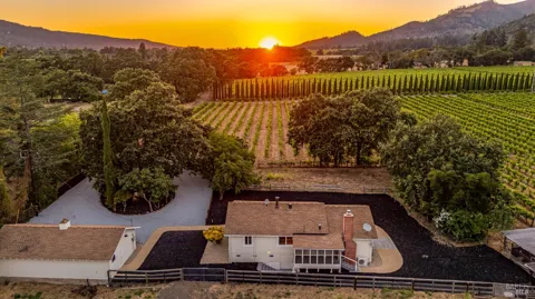 8021 Sonoma Highway