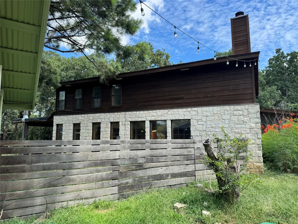 112 Michele Drive Bastrop, TX 78602