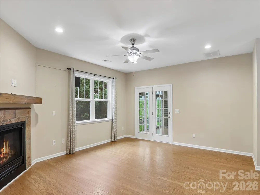 11 Eagle Pointe Way Flat Rock, NC 28731