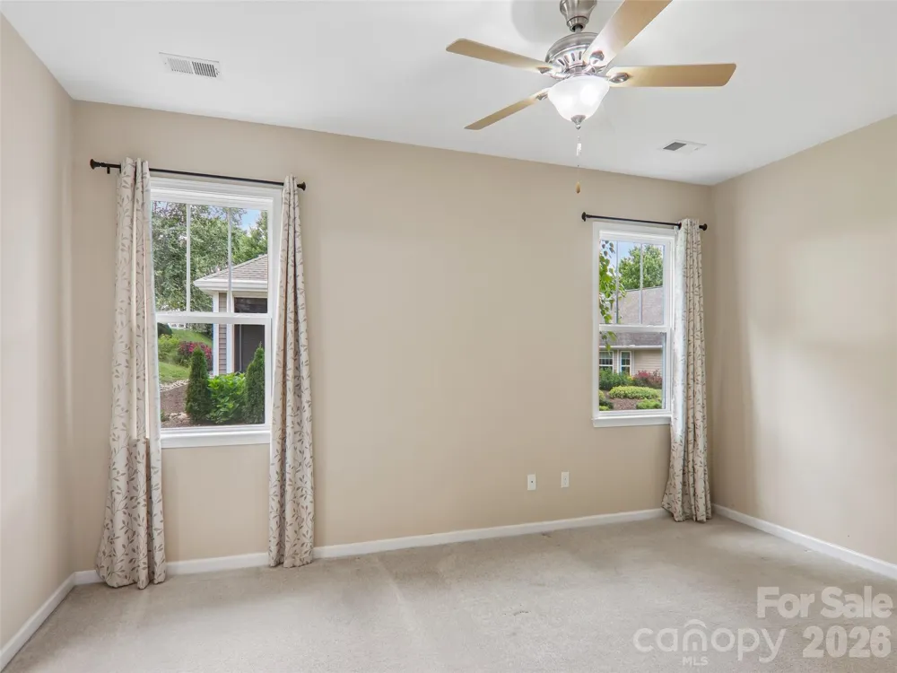 11 Eagle Pointe Way Flat Rock, NC 28731