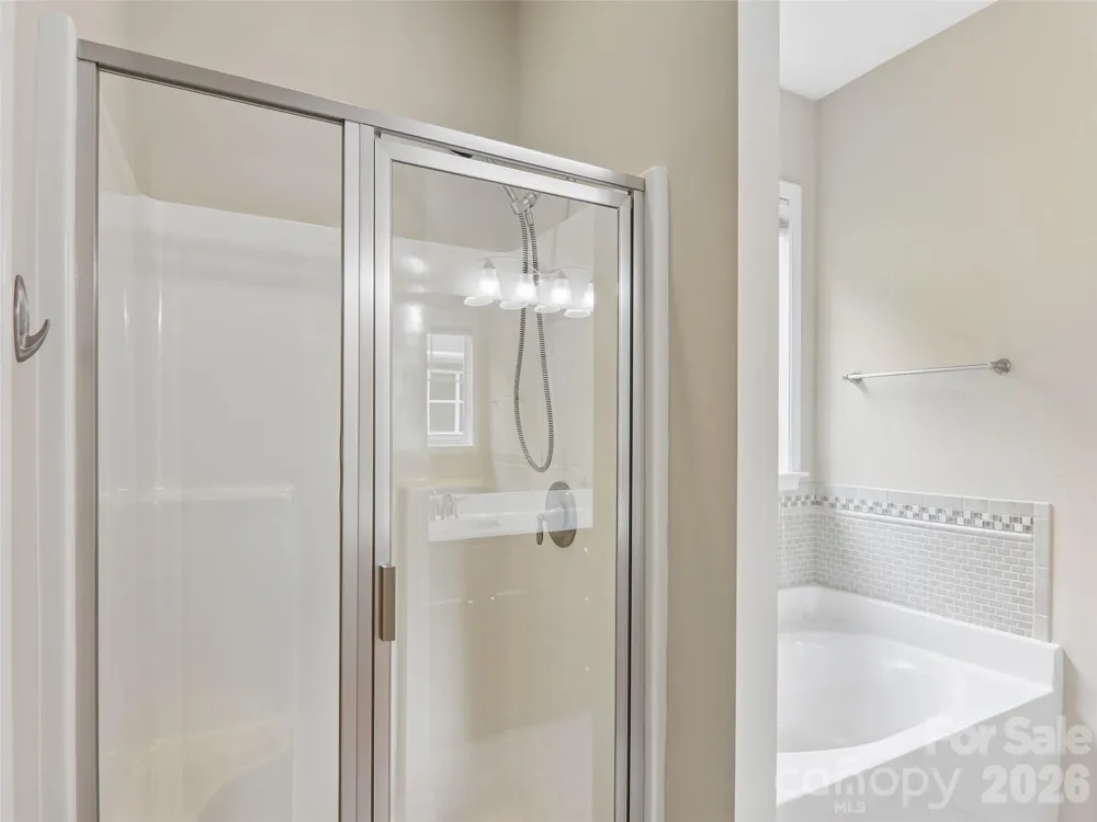 11 Eagle Pointe Way Flat Rock, NC 28731