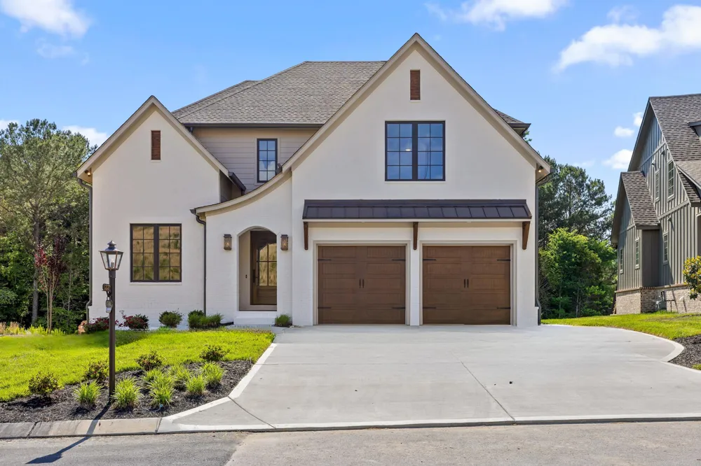 1337 London Woods Way Apison, TN 37302