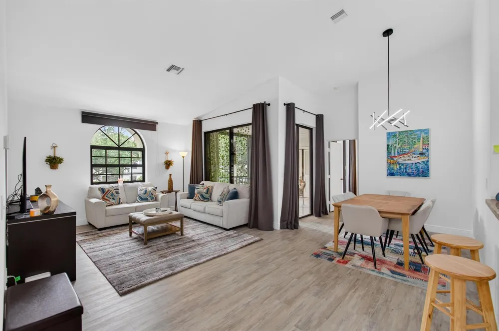 5450 Verona Drive #P Boynton Beach, FL 33437