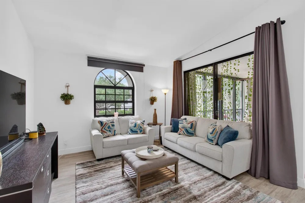 5450 Verona Drive #P Boynton Beach, FL 33437