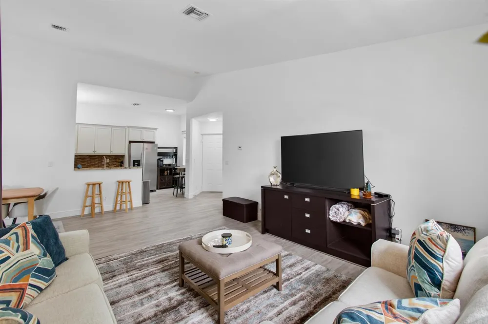 5450 Verona Drive #P Boynton Beach, FL 33437