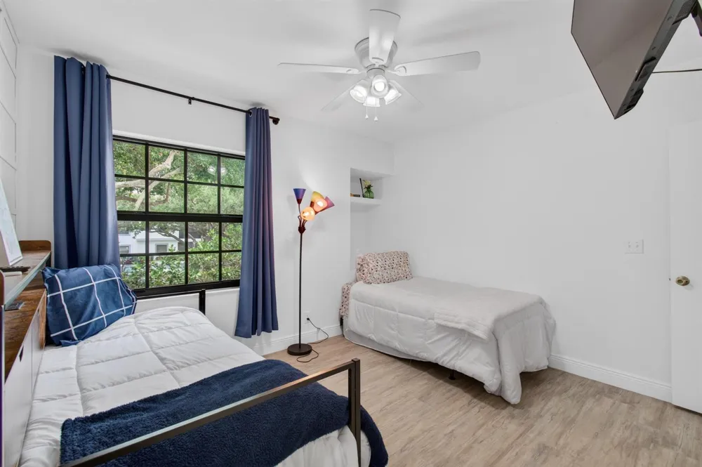 5450 Verona Drive #P Boynton Beach, FL 33437