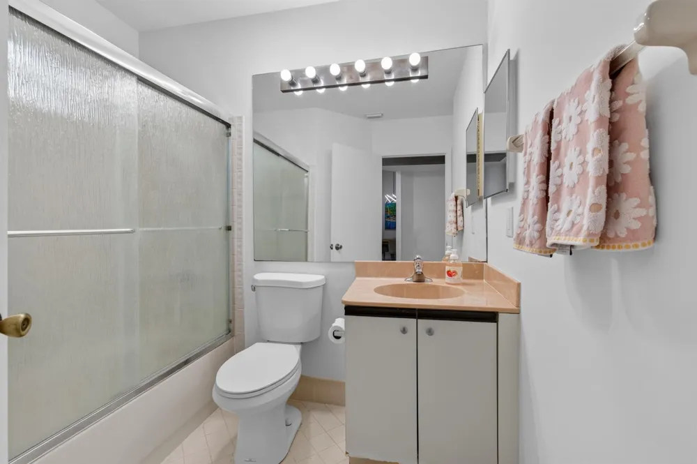 5450 Verona Drive #P Boynton Beach, FL 33437