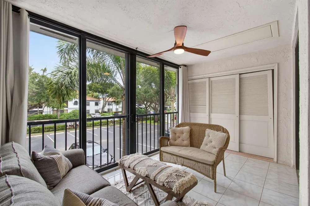 5450 Verona Drive #P Boynton Beach, FL 33437