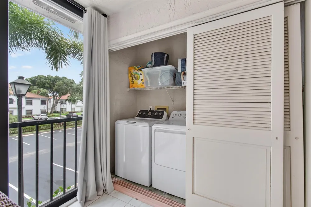 5450 Verona Drive #P Boynton Beach, FL 33437